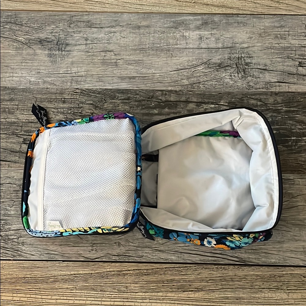 Vera Bradley Quilted Floral Lunchbag - Picture 2 of 5